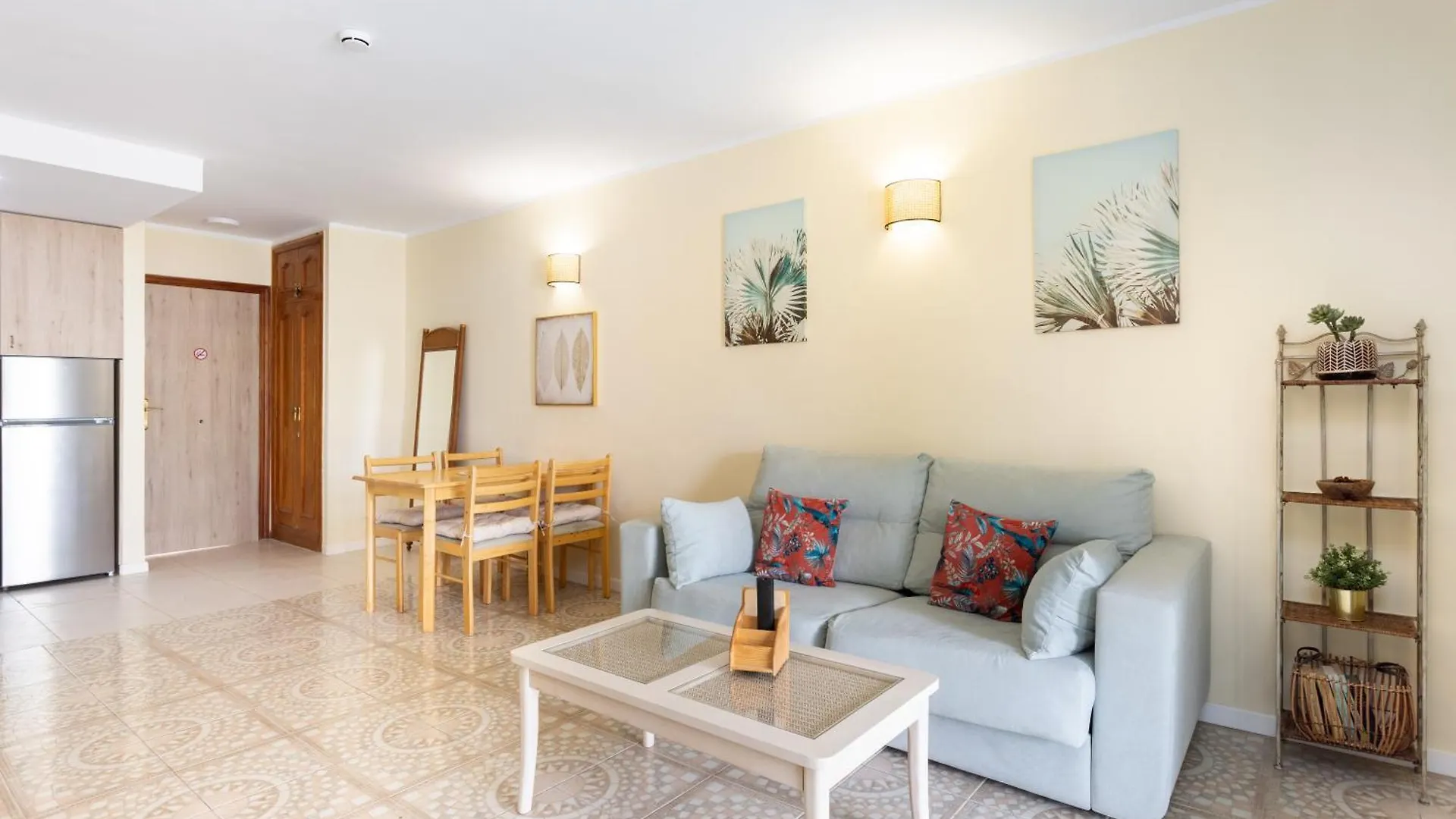 Private Garden Two Bedroom Apartment At Fairways Club San Miguel de Abona